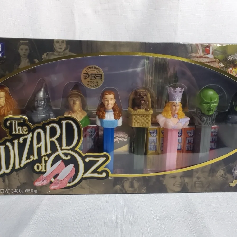 adidas Wizard of Oz Character Set - Multicolor - Picture 1 of 2